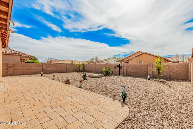 11615 W Boll Bloom Drive, Marana, AZ 85653