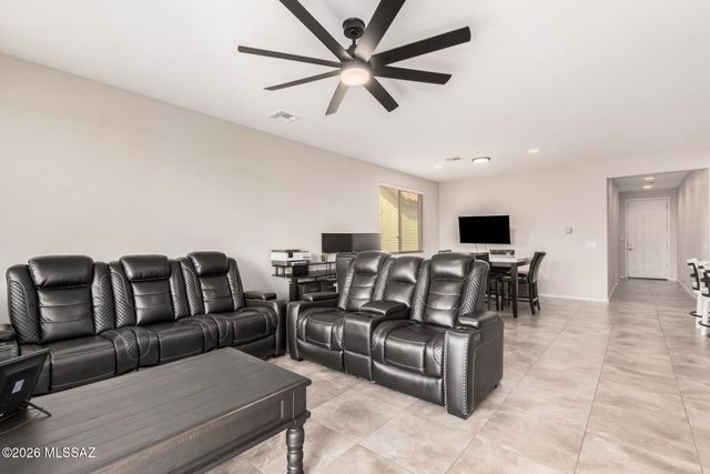 11615 W Boll Bloom Drive, Marana, AZ 85653