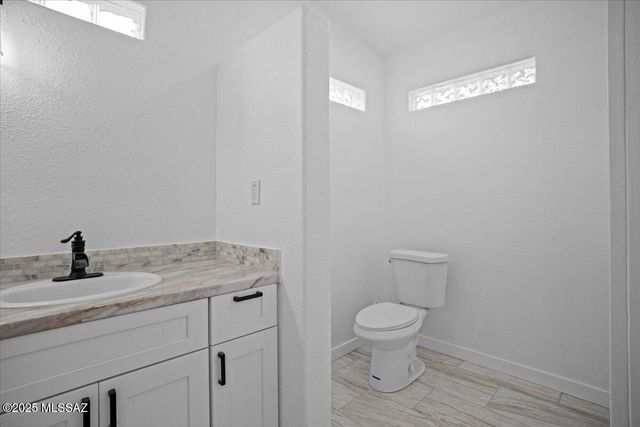 3811 W Fuller Street, Thatcher, AZ 85552