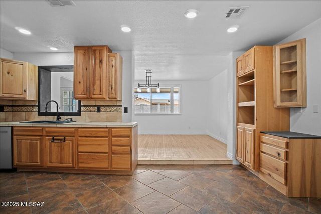 3811 W Fuller Street, Thatcher, AZ 85552