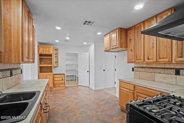 3811 W Fuller Street, Thatcher, AZ 85552