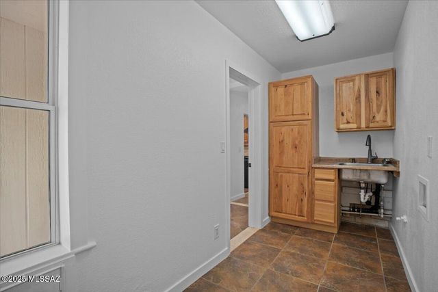 3811 W Fuller Street, Thatcher, AZ 85552