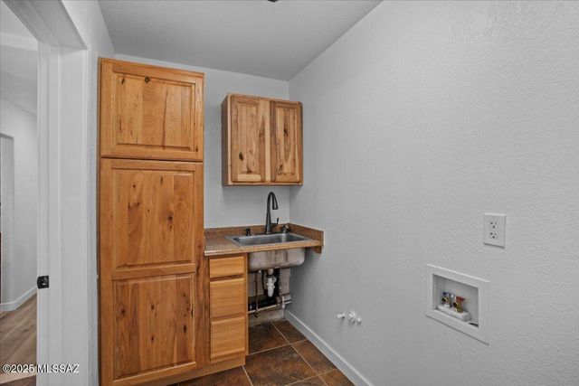 3811 W Fuller Street, Thatcher, AZ 85552