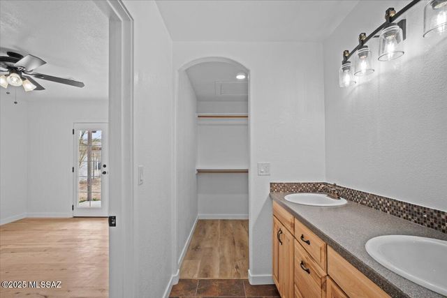 3811 W Fuller Street, Thatcher, AZ 85552