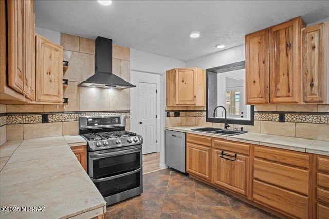 3811 W Fuller Street, Thatcher, AZ 85552