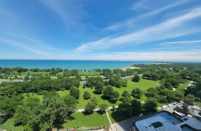 5445 N Sheridan Road 2110, Chicago, IL 60640