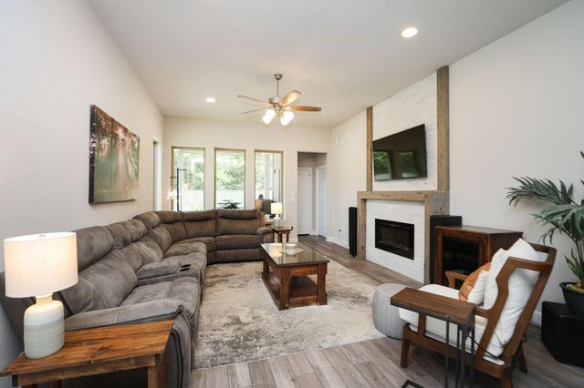 19107 Friesian Stallion Lane, Tomball, TX 77377