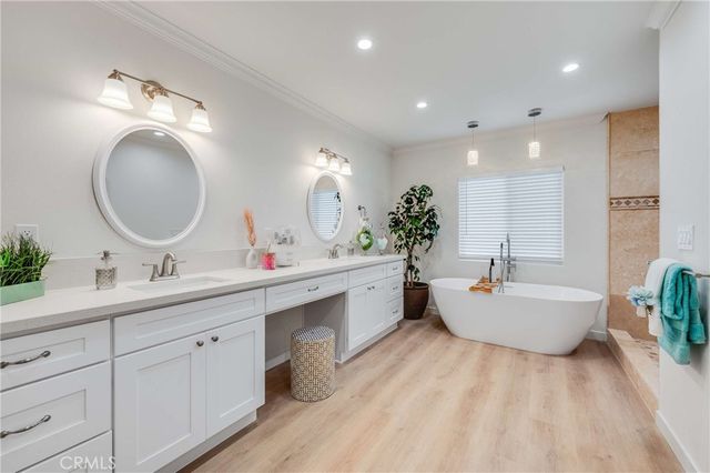 4705 Whitewood, Long Beach, CA 90808