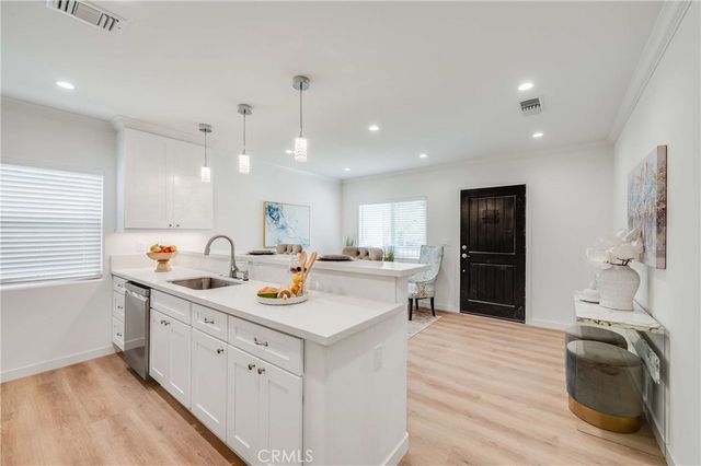 4705 Whitewood, Long Beach, CA 90808