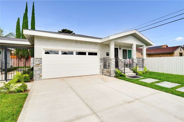 4705 Whitewood, Long Beach, CA 90808