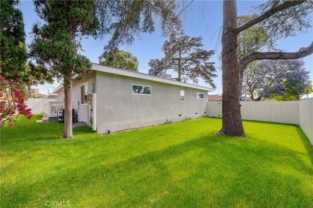 4705 Whitewood, Long Beach, CA 90808