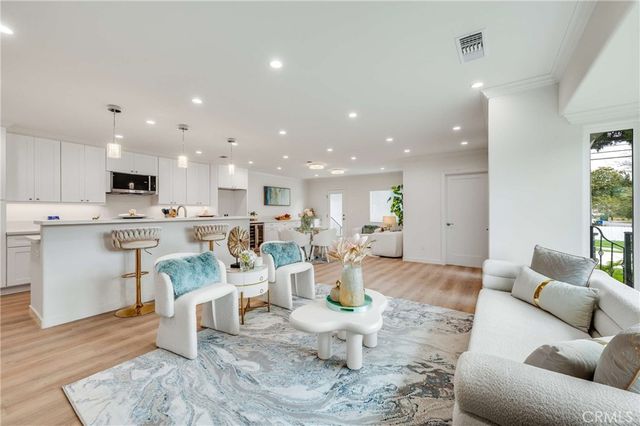 4705 Whitewood, Long Beach, CA 90808