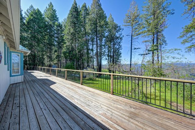 4780 Volcanoville Rd, Georgetown, CA 95634