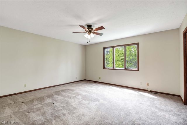 16831 Orchard Grove Drive 12B, Middleburg Heights, OH 44130