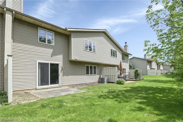 16831 Orchard Grove Drive 12B, Middleburg Heights, OH 44130