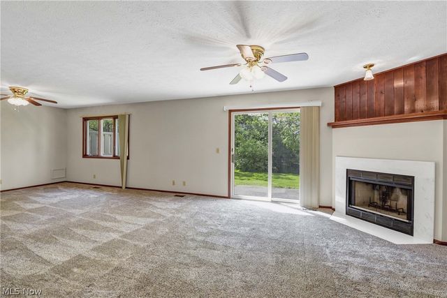 16831 Orchard Grove Drive 12B, Middleburg Heights, OH 44130