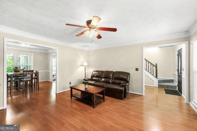 825 Meadowsong Circle, Lawrenceville, GA 30043