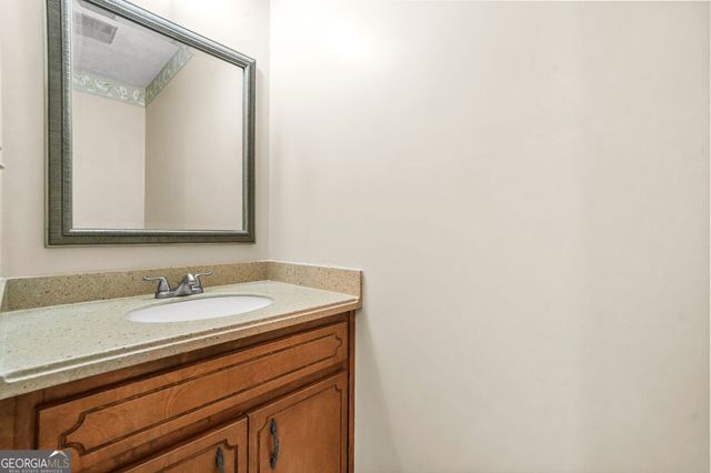 825 Meadowsong Circle, Lawrenceville, GA 30043