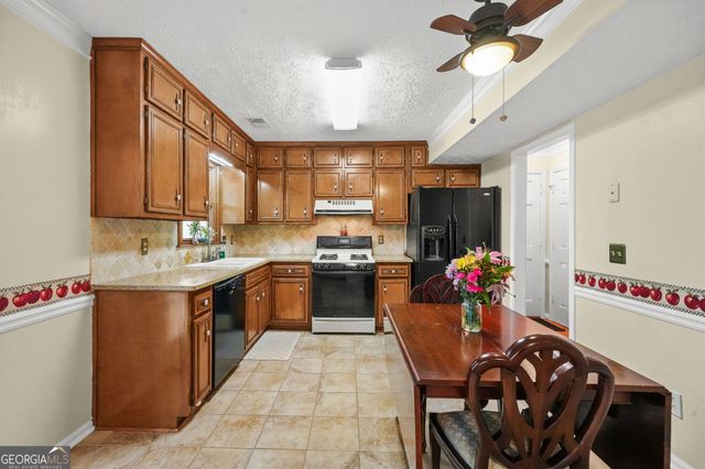 825 Meadowsong Circle, Lawrenceville, GA 30043