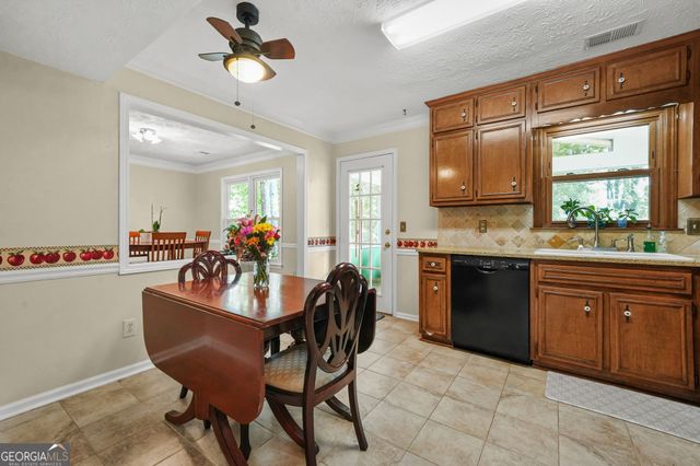 825 Meadowsong Circle, Lawrenceville, GA 30043