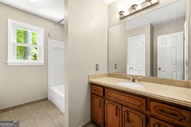 825 Meadowsong Circle, Lawrenceville, GA 30043