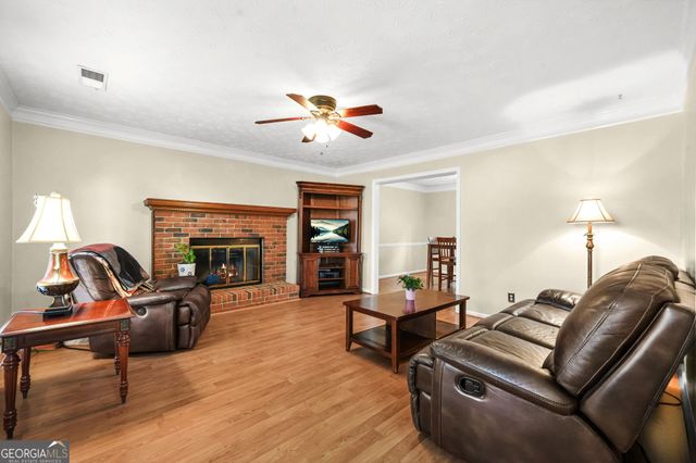 825 Meadowsong Circle, Lawrenceville, GA 30043