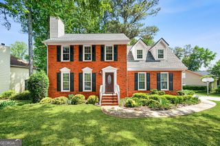 825 Meadowsong Circle, Lawrenceville, GA 30043