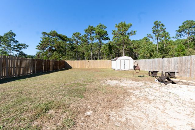 8920 Quail Roost Dr Drive, Navarre, FL 32566