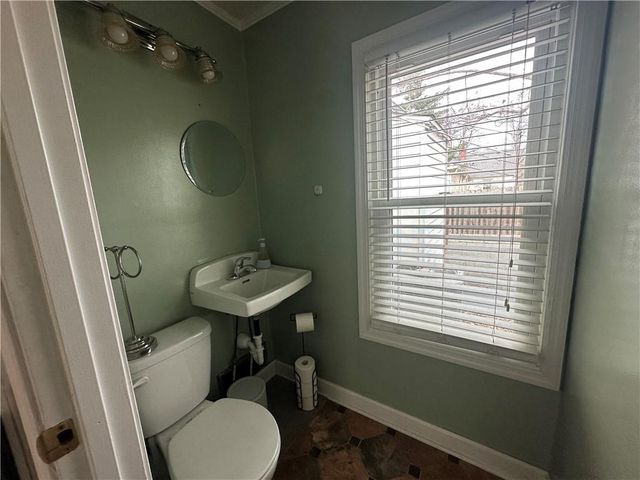 7907 MERCIER Street, Kansas City, MO 64114