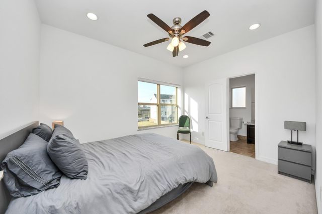 146 Carson Court, Houston, TX 77004