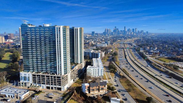 146 Carson Court, Houston, TX 77004