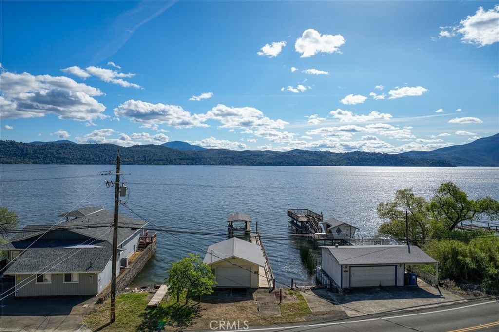 Image 32 of property listing at 12805 Lakeshore Drive, Clearlake, CA 95422
