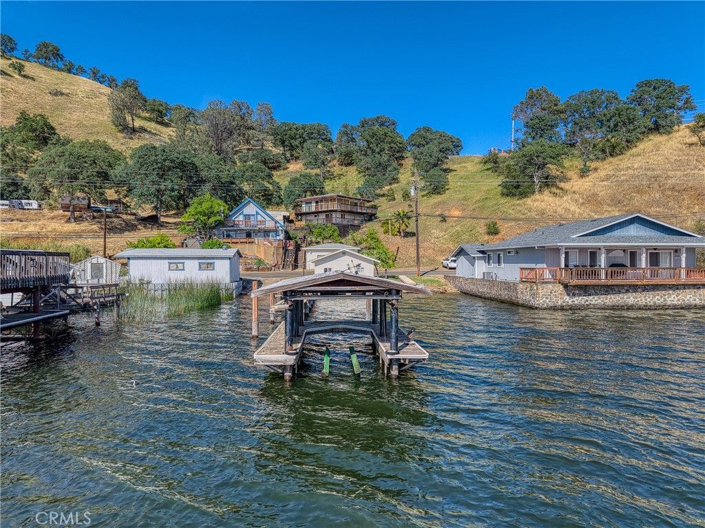 Image 41 of property listing at 12805 Lakeshore Drive, Clearlake, CA 95422