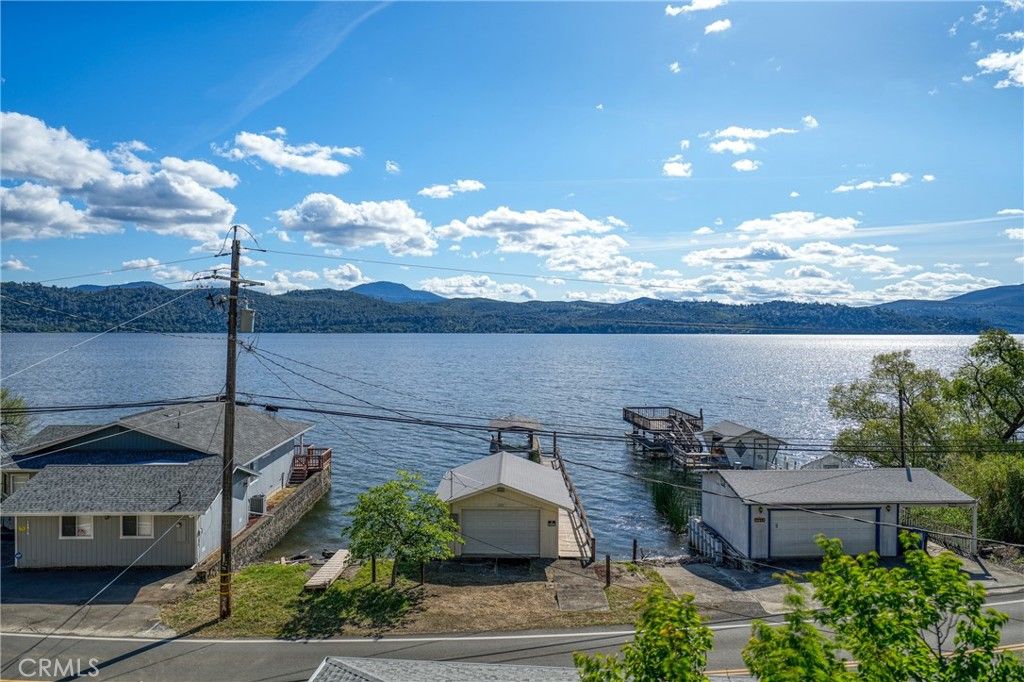 Image 58 of property listing at 12805 Lakeshore Drive, Clearlake, CA 95422
