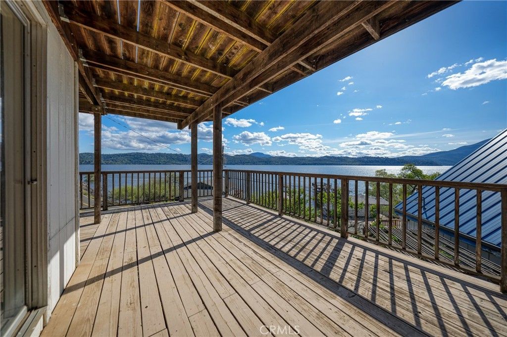 Image 6 of property listing at 12805 Lakeshore Drive, Clearlake, CA 95422