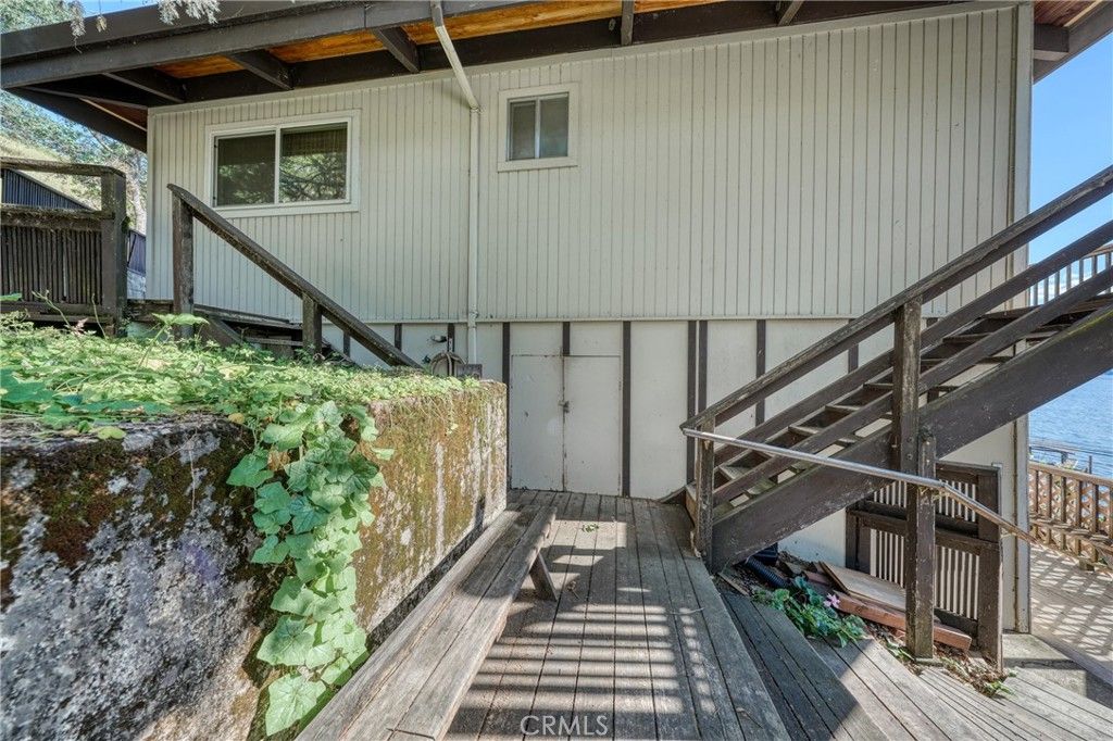 Image 60 of property listing at 12805 Lakeshore Drive, Clearlake, CA 95422