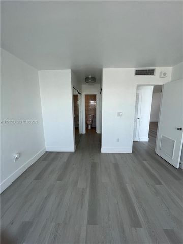 1865 79th St Cswy 12I, North Bay Village, FL 33141