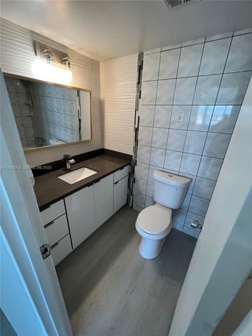 1865 79th St Cswy 12I, North Bay Village, FL 33141