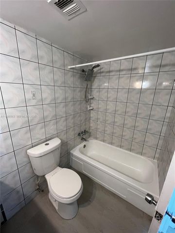 1865 79th St Cswy 12I, North Bay Village, FL 33141