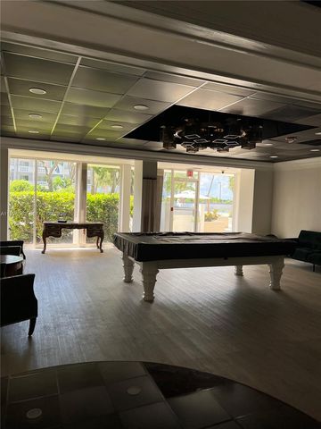 1865 79th St Cswy 12I, North Bay Village, FL 33141