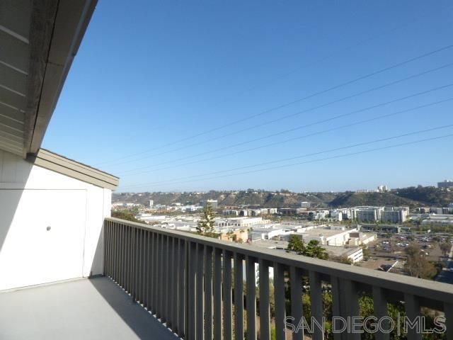 6761 Fashion Hills Blvd, San Diego, CA 92111