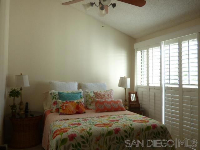 6761 Fashion Hills Blvd, San Diego, CA 92111