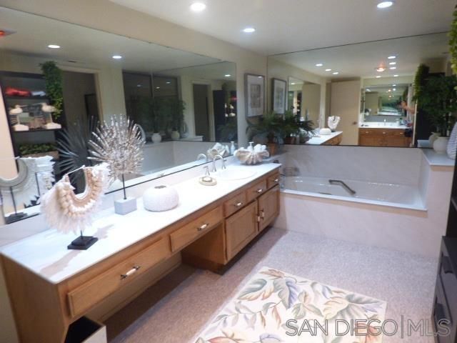 6761 Fashion Hills Blvd, San Diego, CA 92111