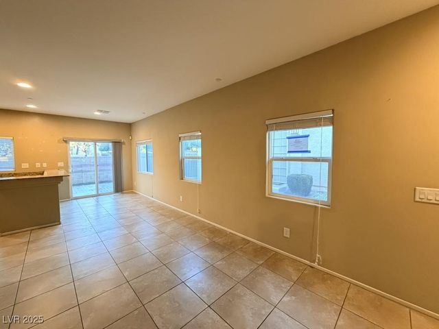 6578 Charlie Chaplin Avenue 102, Las Vegas, NV 89122