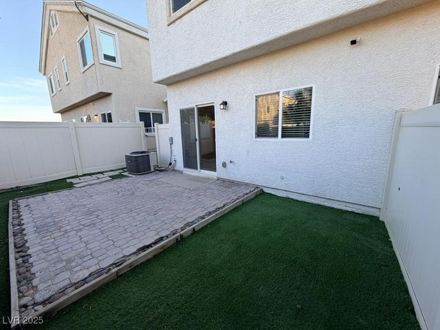 6578 Charlie Chaplin Avenue 102, Las Vegas, NV 89122