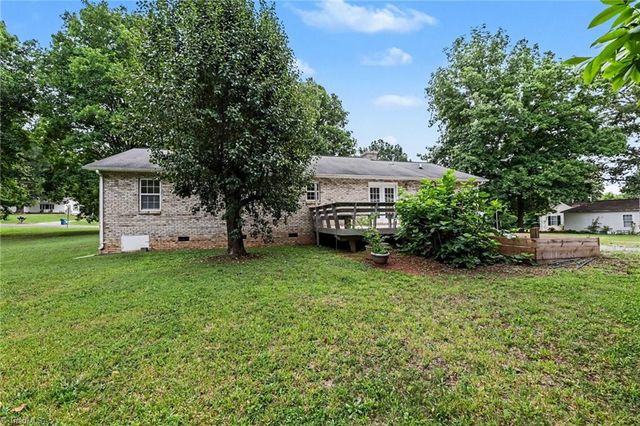 1942 Junction Road, Mocksville, NC 27028