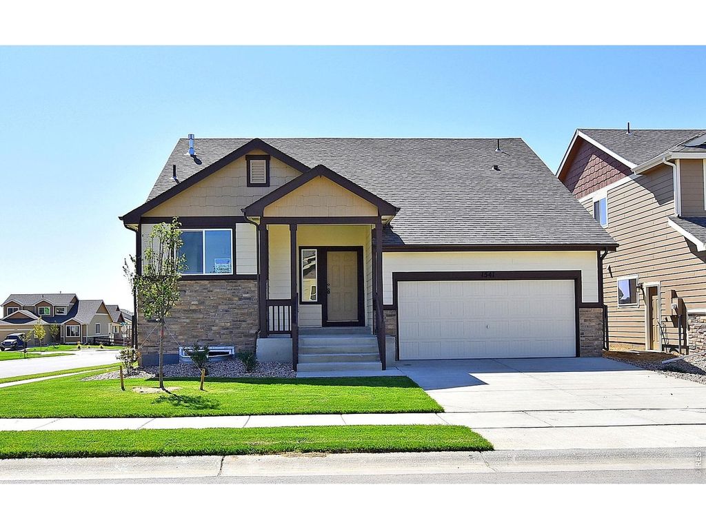 612 85th Ave Ct, Greeley, CO 80634