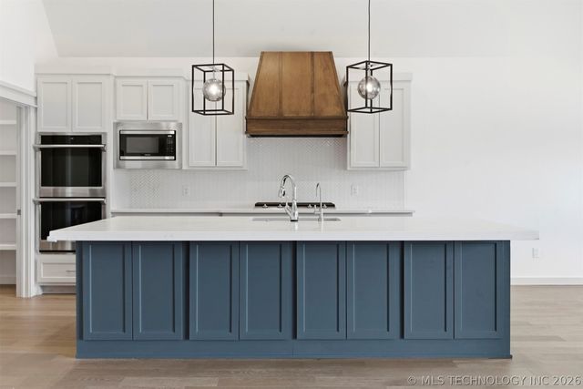 12723 S Maplewood Avenue, Bixby, OK 74008