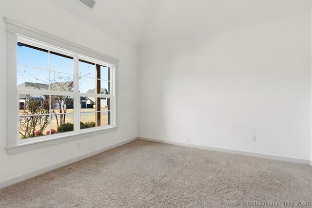 12723 S Maplewood Avenue, Bixby, OK 74008