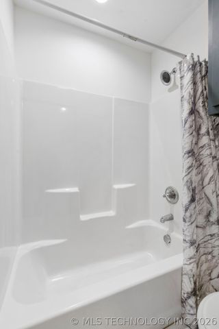 12723 S Maplewood Avenue, Bixby, OK 74008